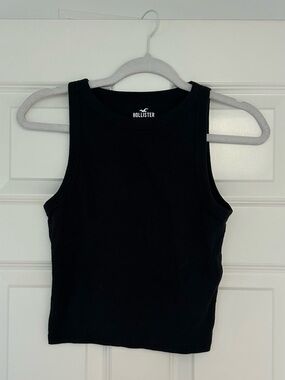 Hollister Black Ribbed High-Neck Cropped Tank